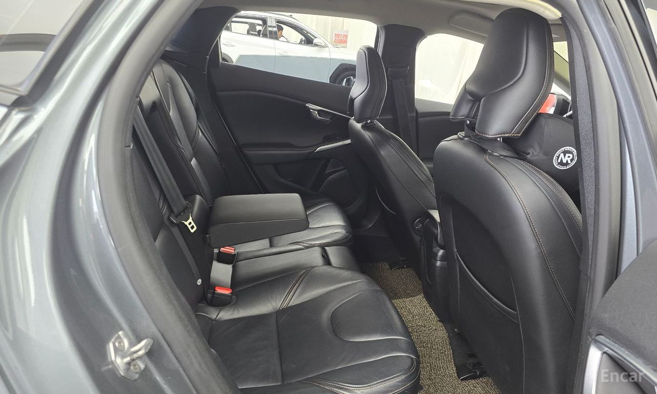 Volvo V40 Cross Country D3 2019