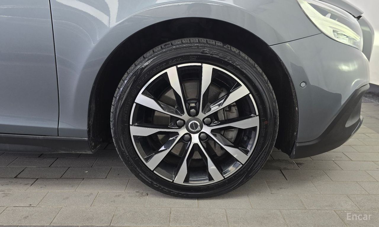 Volvo V40 Cross Country D3 2019