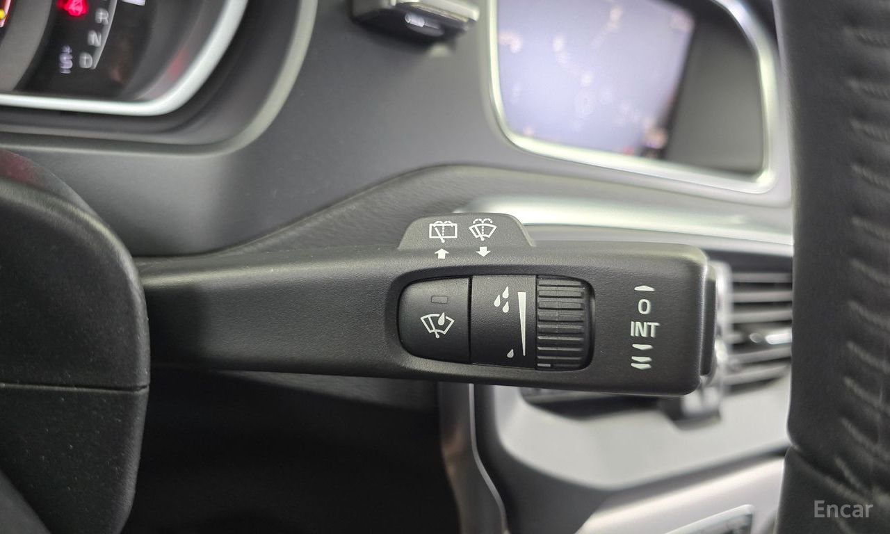 Volvo V40 Cross Country D3 2019