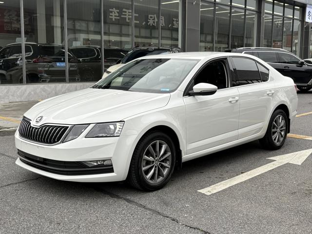 Skoda Octavia 2021 1.5L Auto Comfort