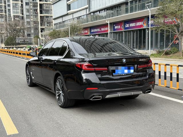 BMW 5 Series 2022 Facelift 530Li Leading M Sport Package