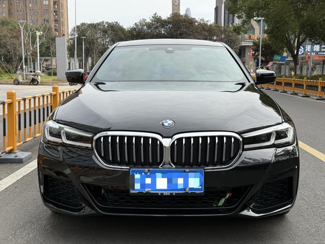 BMW 5 Series 2022 Facelift 530Li Leading M Sport Package