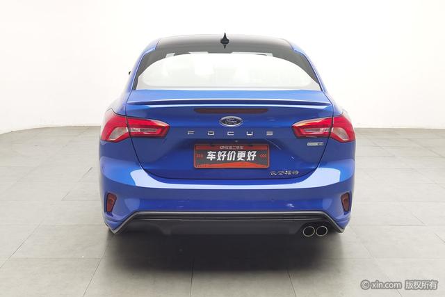 Ford Focus 2020 Sedan EcoBoost 180 Auto ST Line