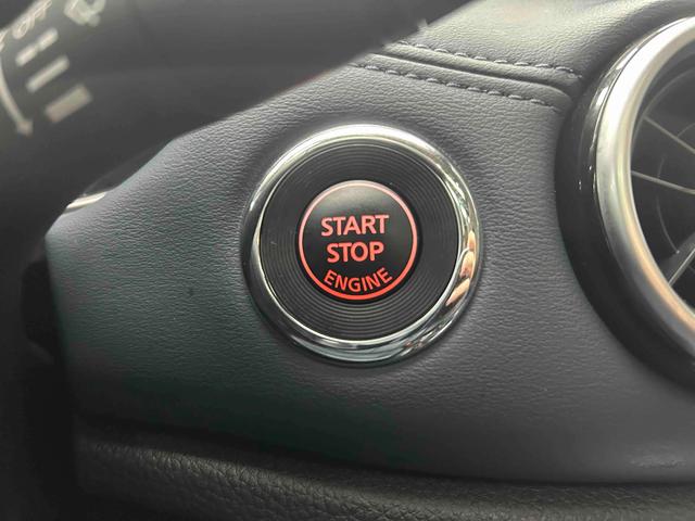 Nissan X-Trail 2025 honor 2.0L 2WD Leading