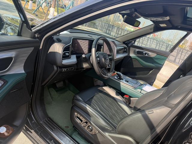 GAC Trumpchi Trumpchi GS8 2022 pilot Series 2.0TGDI 2WD Luxury Connected 7 seat