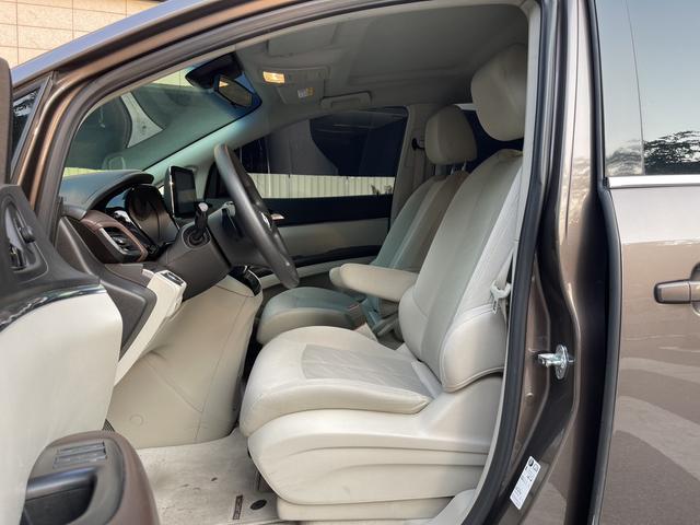 Buick GL8 2021 land business class 652T Comfort