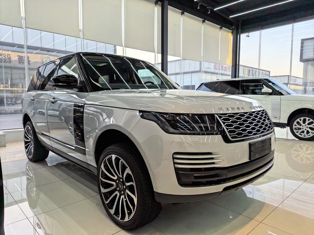 Land Rover Range Rover 2019 3.0 V6 SC handed down from generation to generation