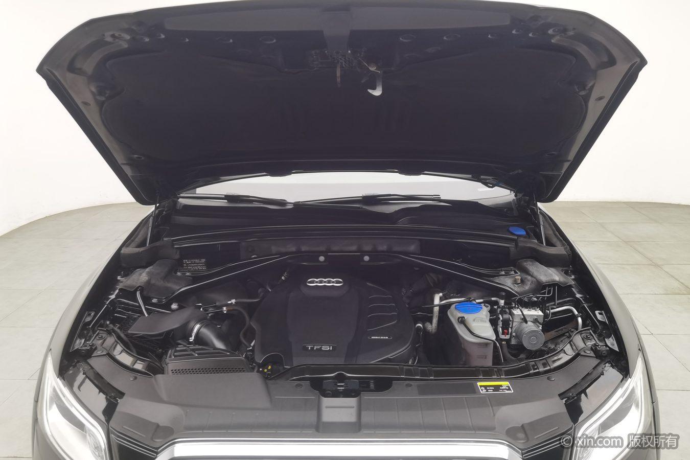 Audi Q5 2018 Heritage 40 TFSI Tech