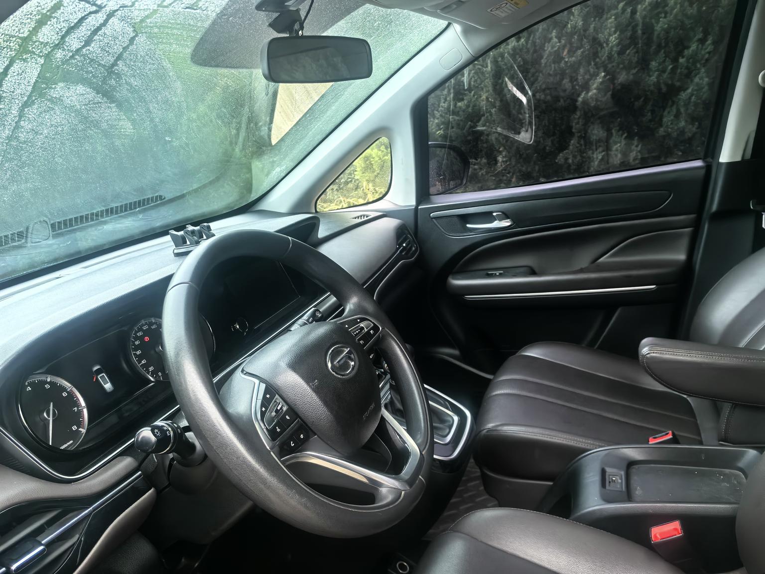 GAC Trumpchi Trumpchi M6 2019 270T Auto Premium Plus 7 seat China V