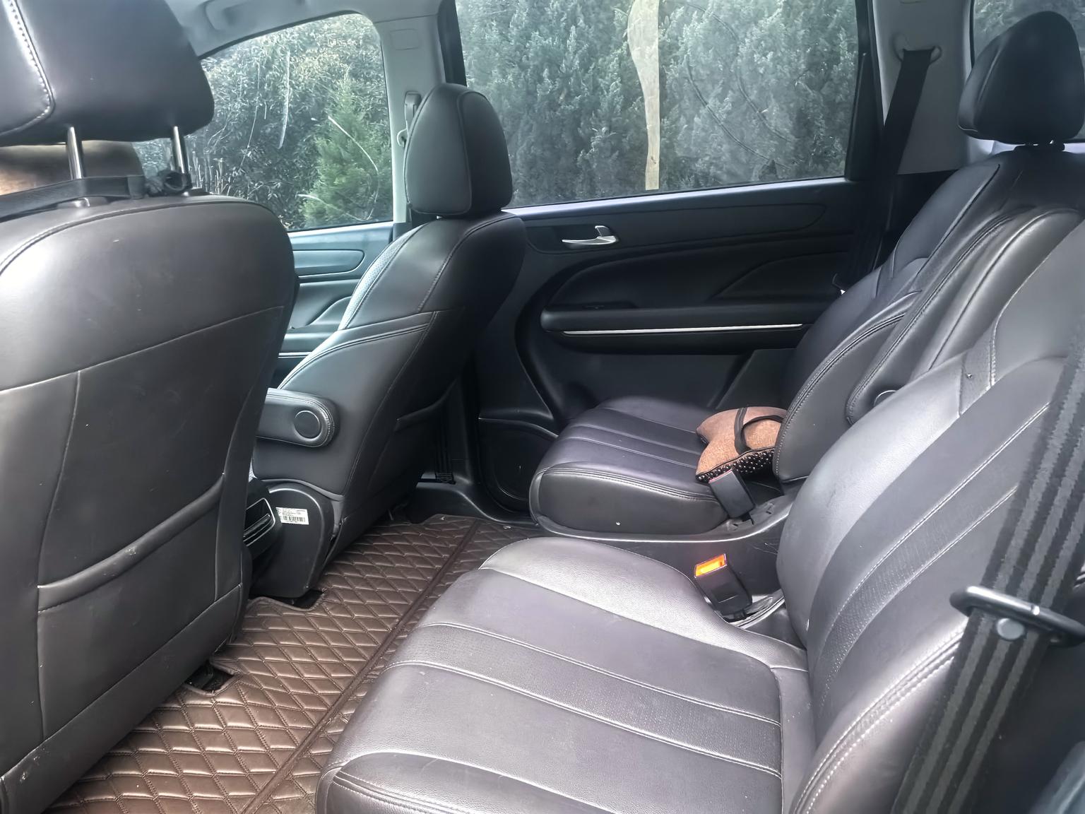GAC Trumpchi Trumpchi M6 2019 270T Auto Premium Plus 7 seat China V