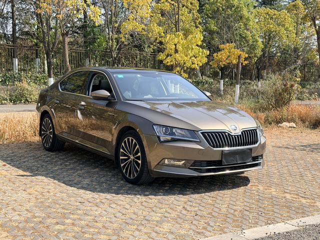 Skoda Superb 2018 TSI330 DSG Comfort China V