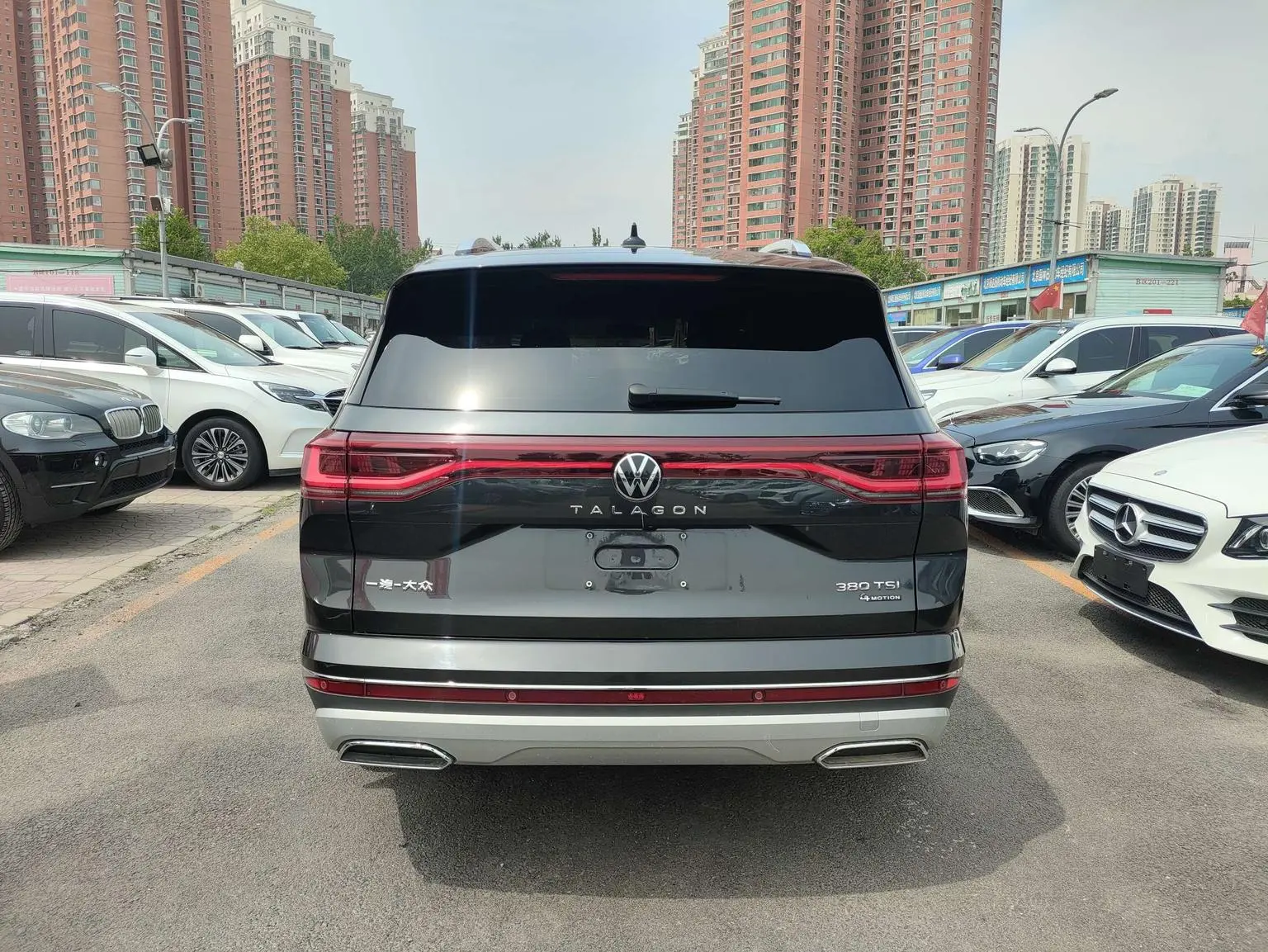 Volkswagen 2021 380TSI 4WD