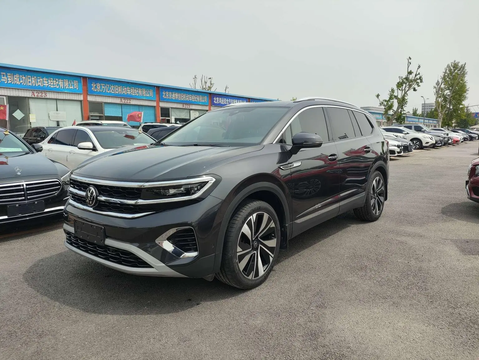Volkswagen 2021 380TSI 4WD