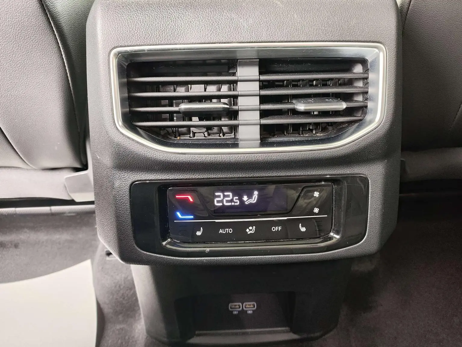 Volkswagen 2021 380TSI 4WD