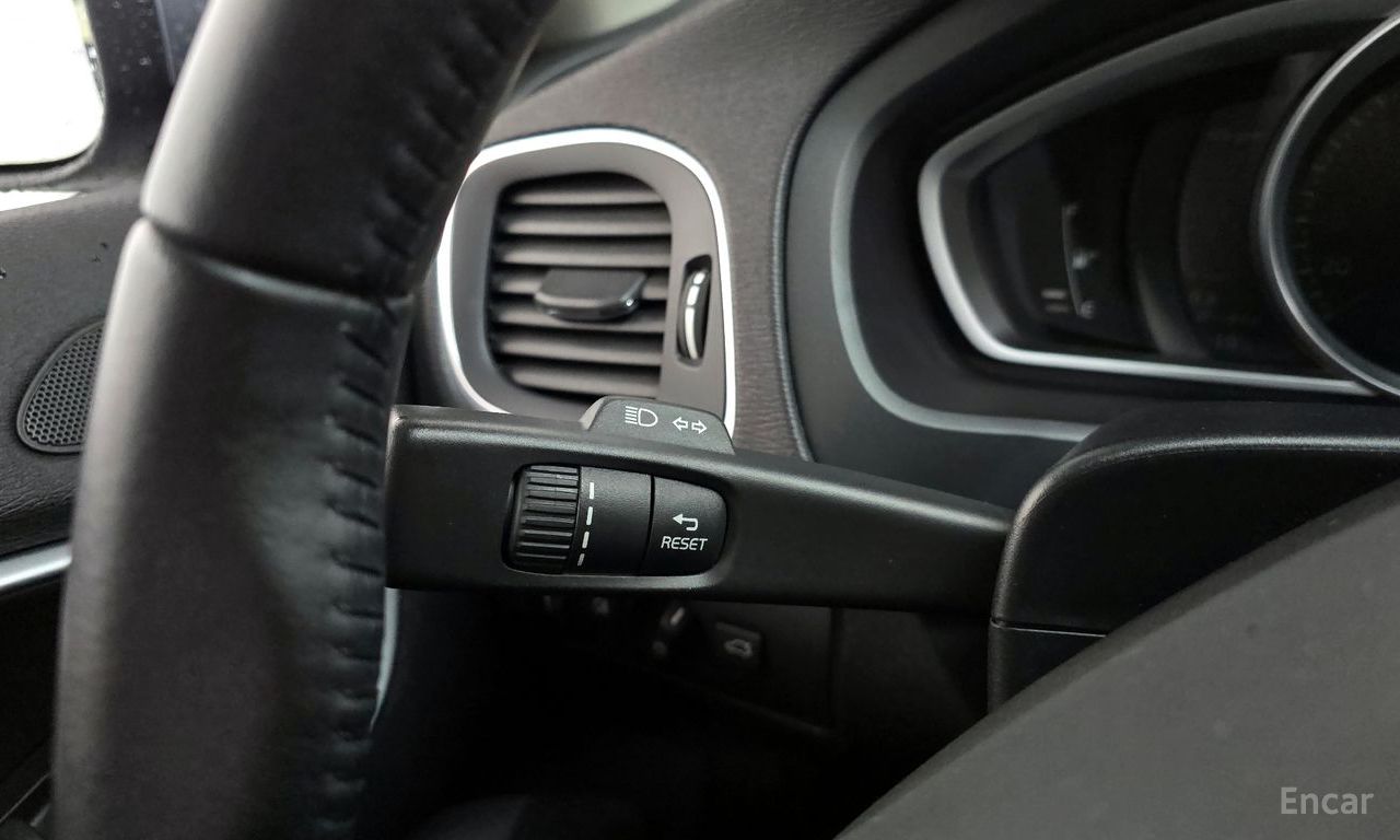 Volvo V40 D3 2018