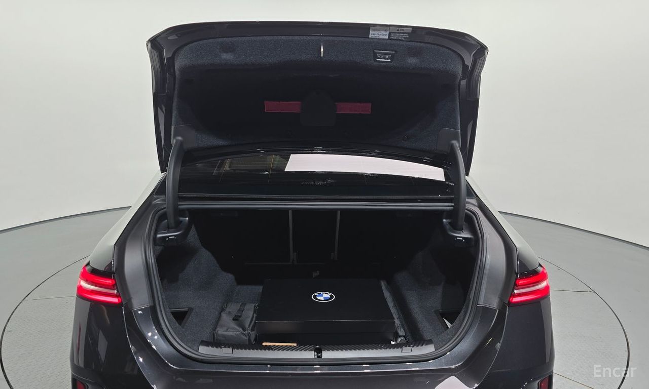 BMW 5 Series (G60) 520i M Sports 2026
