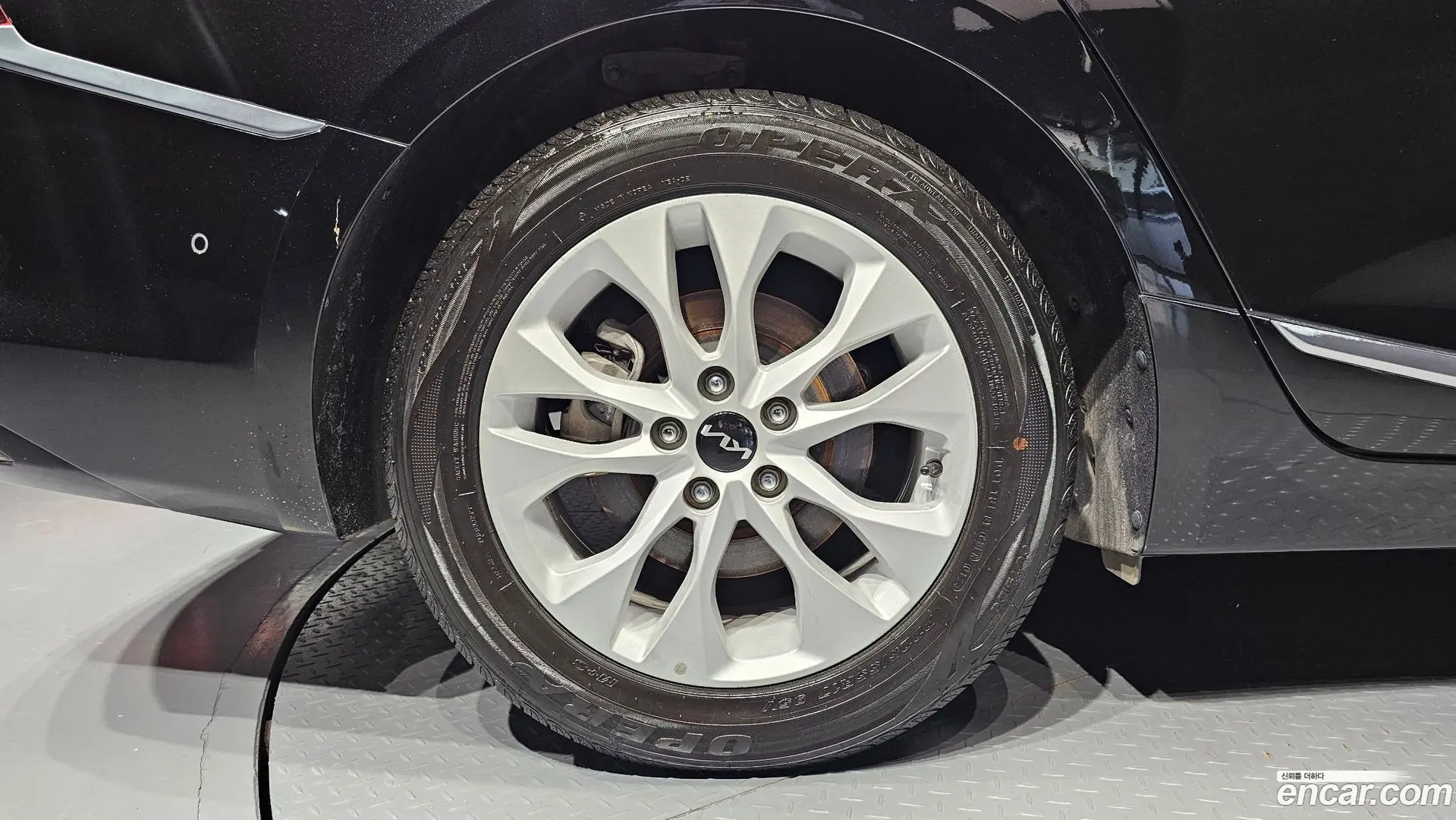 Kia K8 2.5 Gasoline 2WD 2021