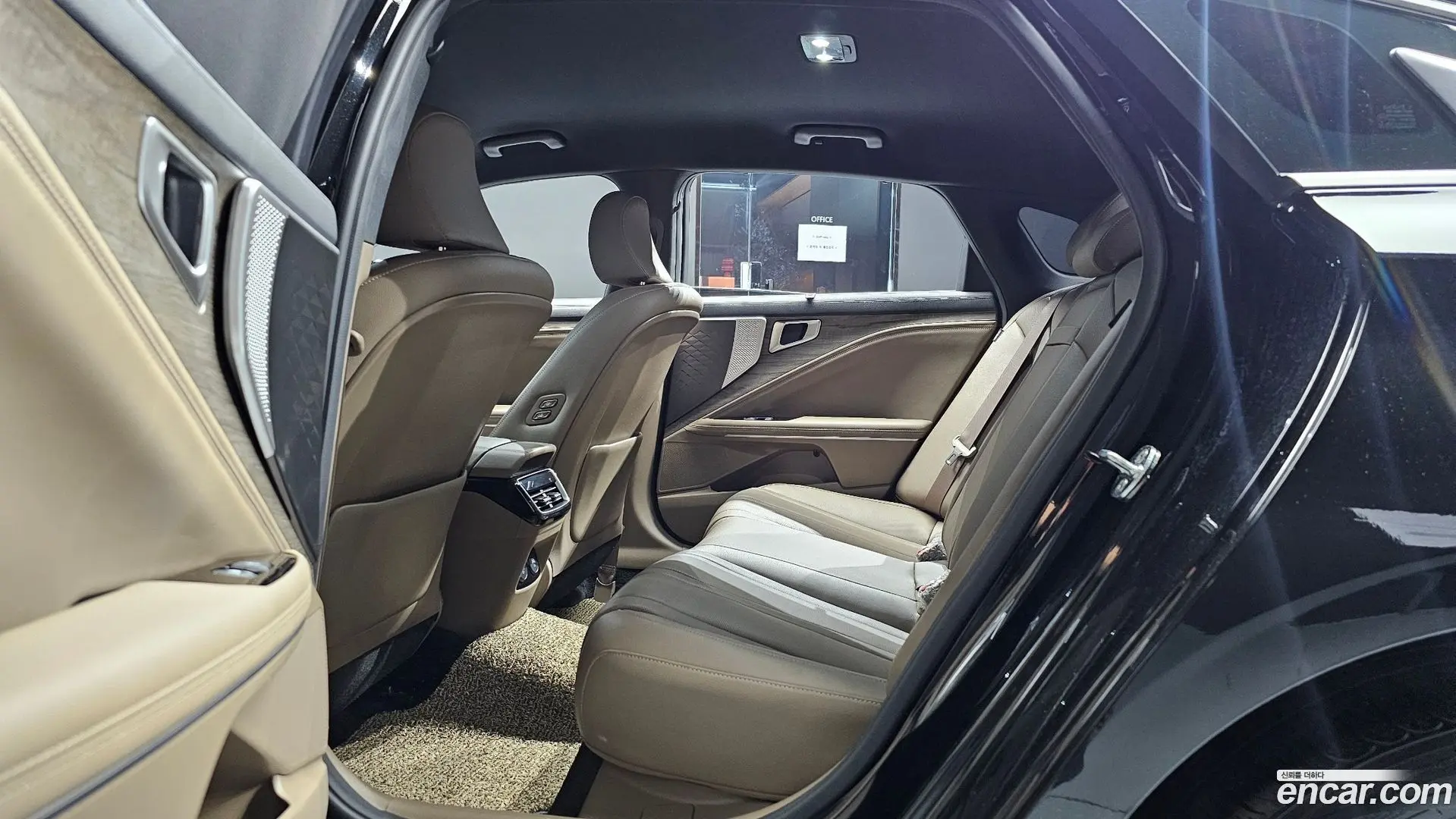 Kia K8 2.5 Gasoline 2WD 2021