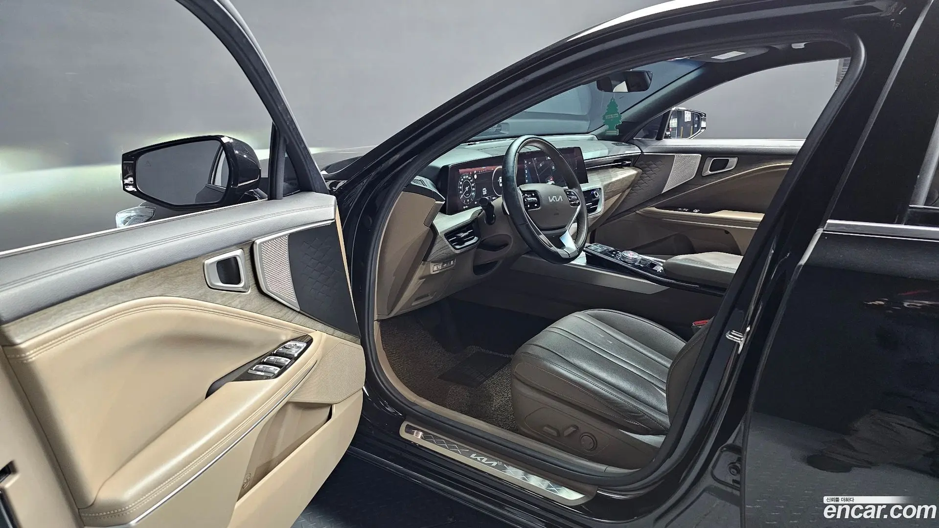 Kia K8 2.5 Gasoline 2WD 2021