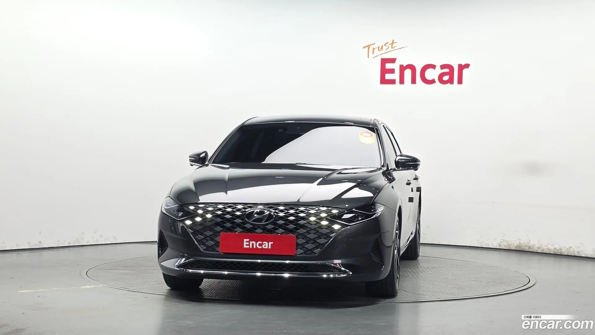 Hyundai Grandeur 3.3