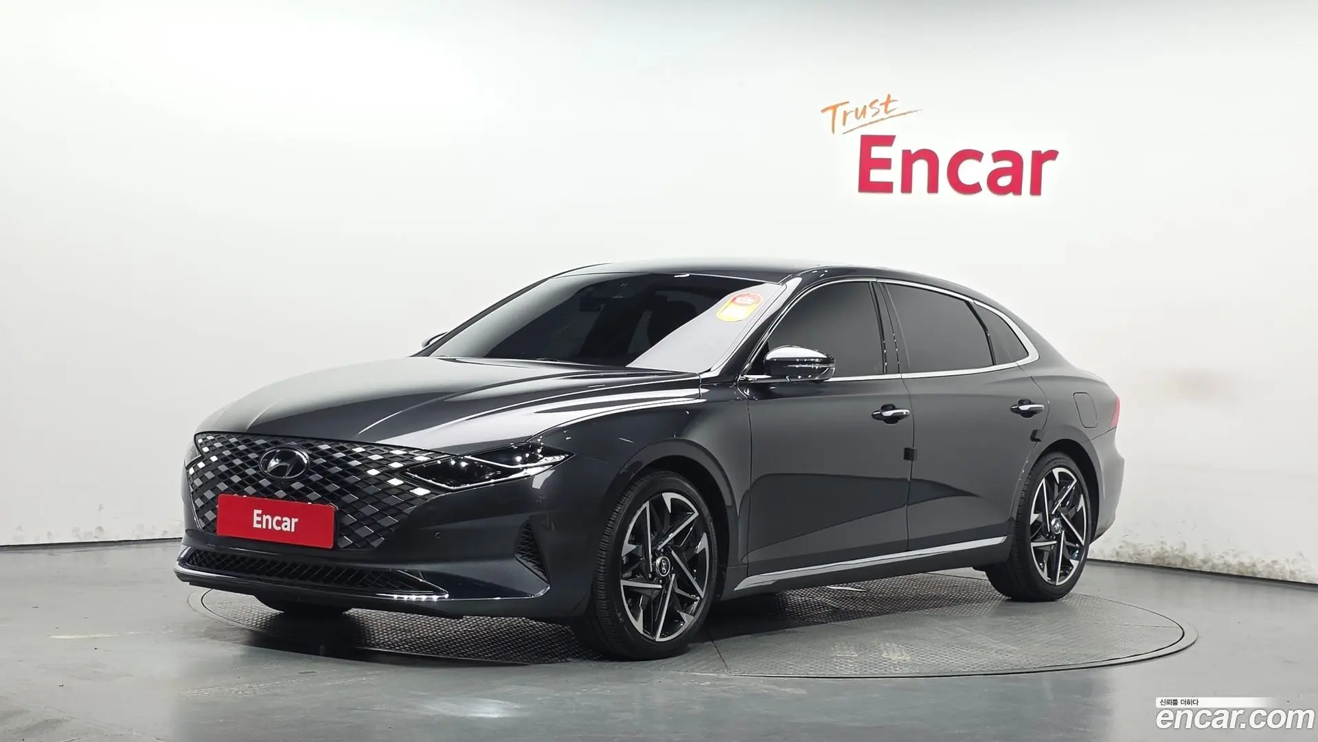 Hyundai Grandeur 3.3