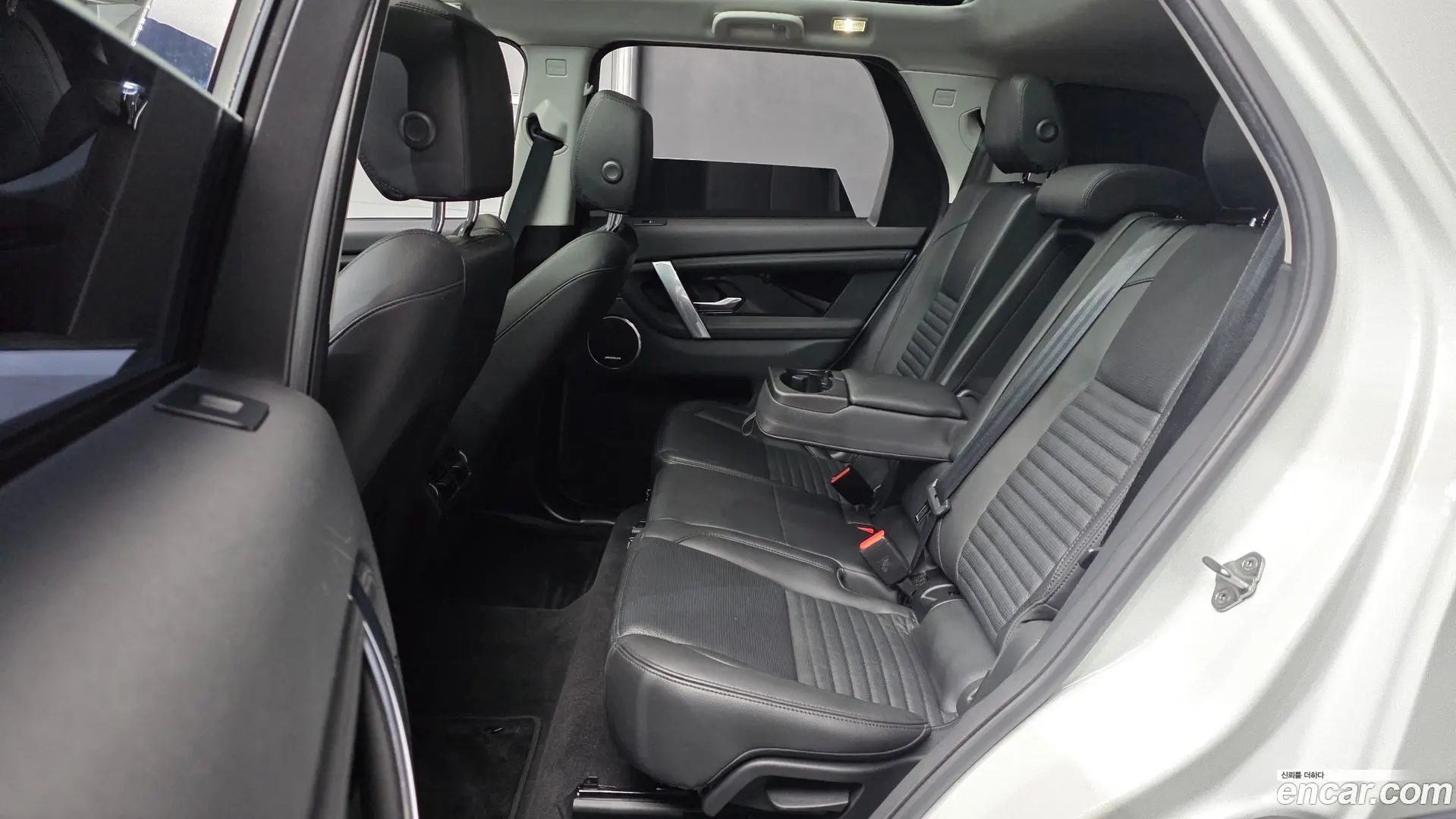 Land Rover Discovery Sport P250 SE