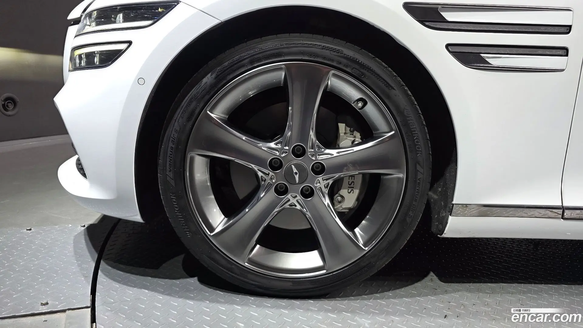 Genesis G80 Gasoline 2.5 Turbo 2WD