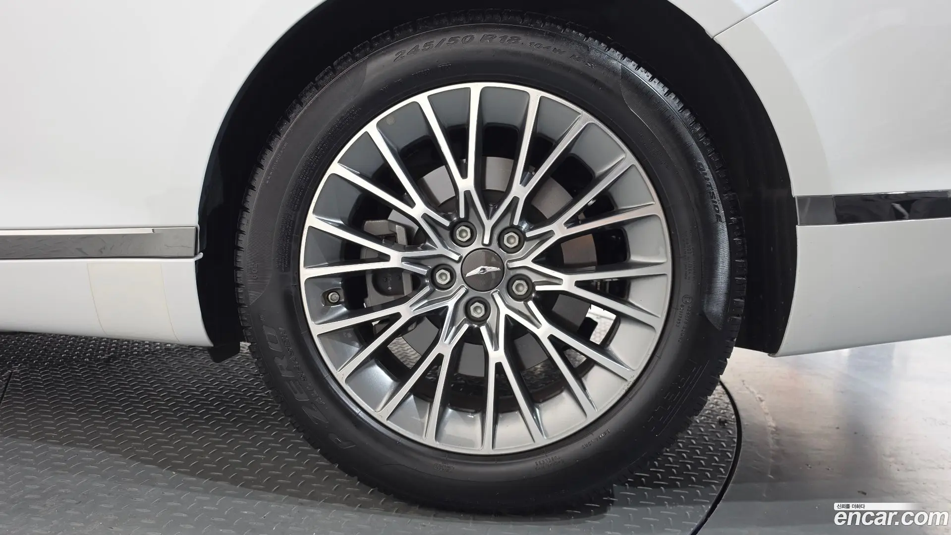 Genesis G80 Gasoline 2.5 Turbo 2WD