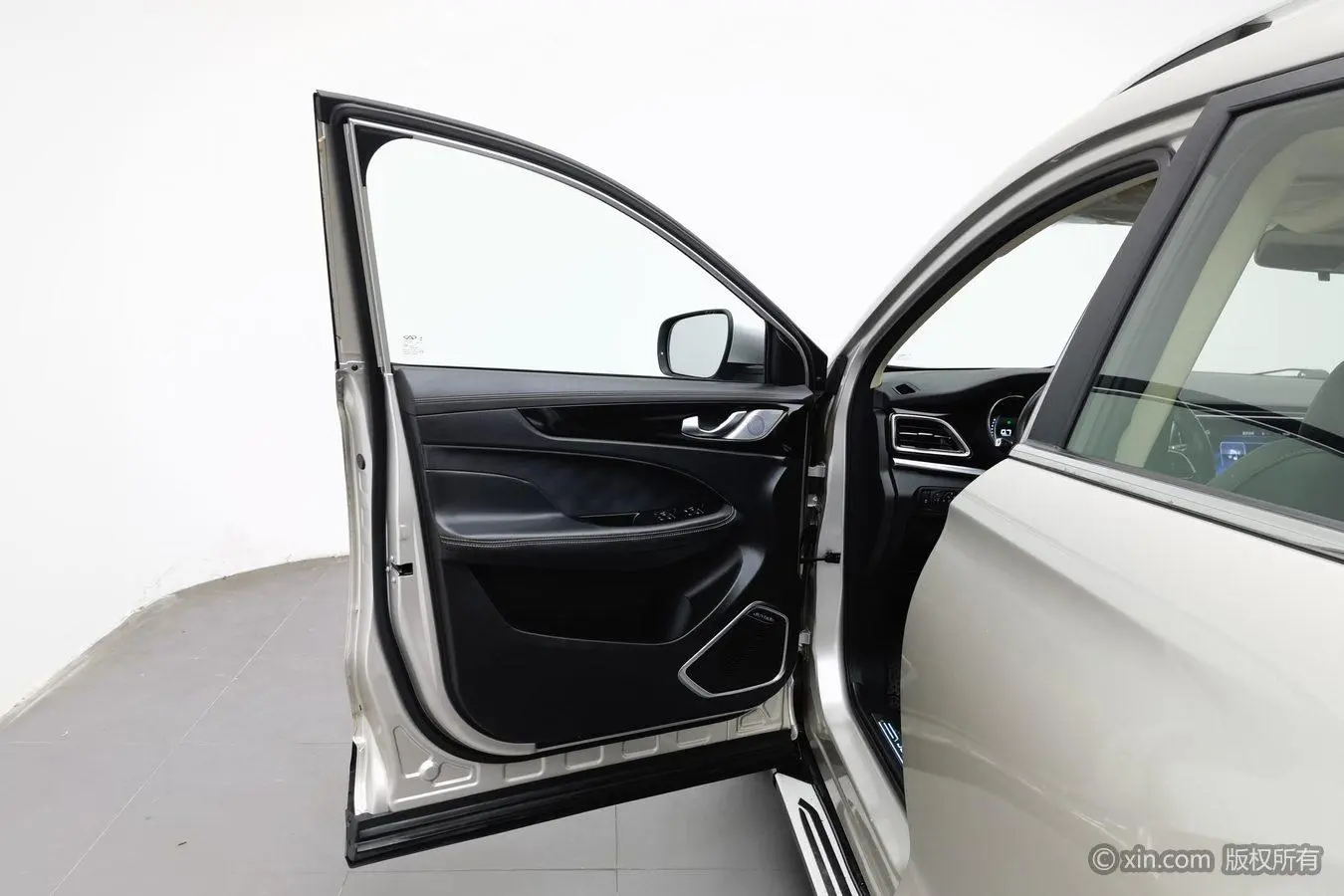 Jetour X90 2019 1.6T DCT Premium 5 seat China VI