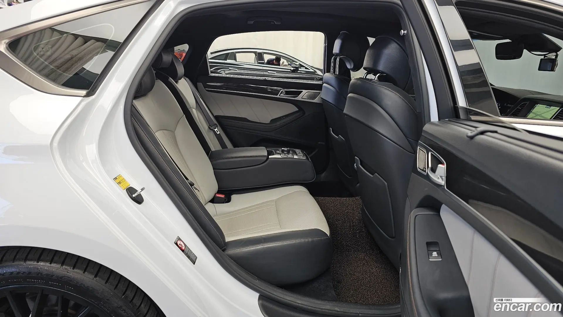 Genesis G80 3.3 T-GDI AWD