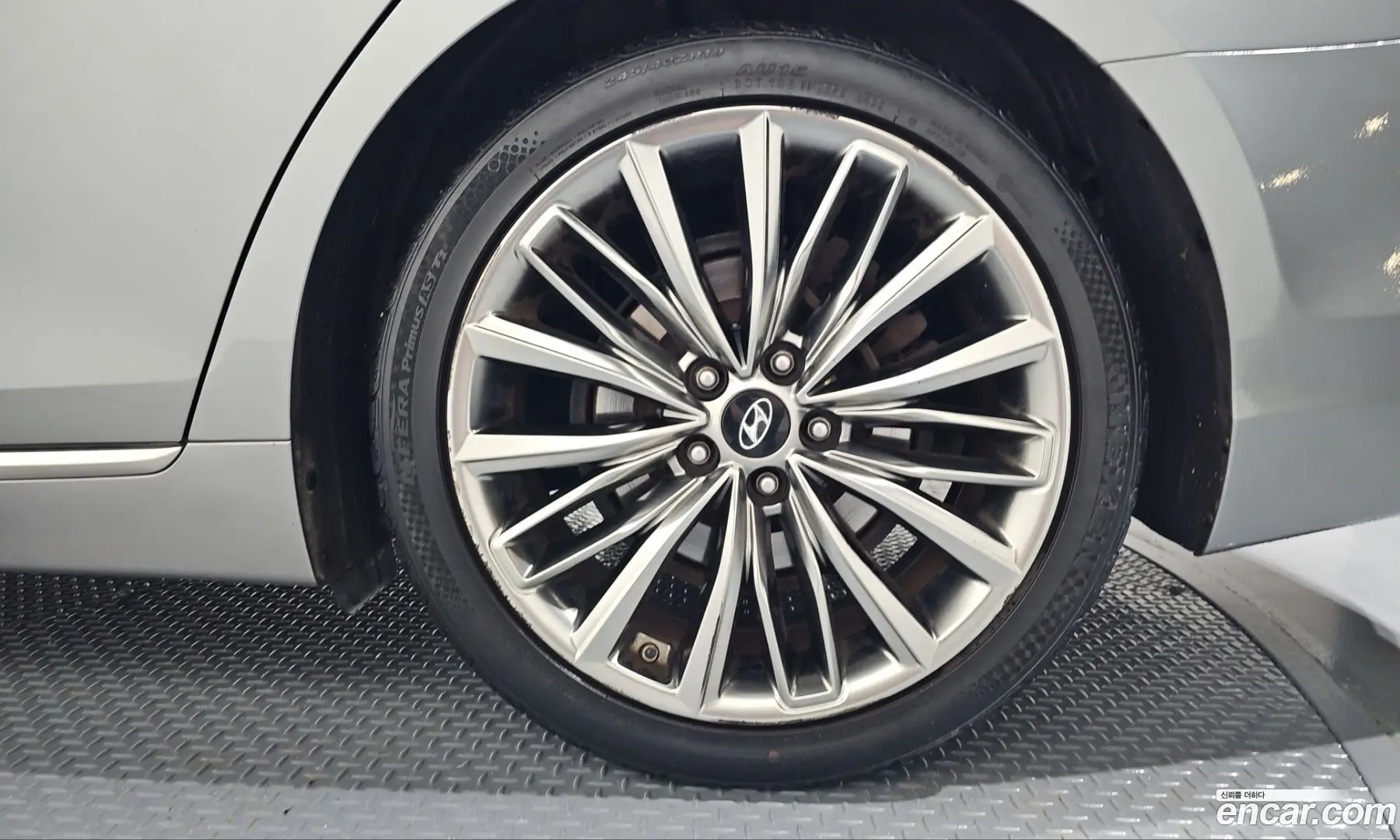 Hyundai Grandeur 2.4 Premium