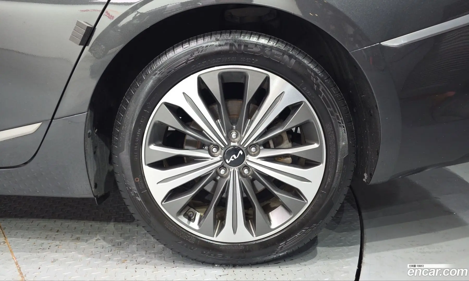 Kia K8 3.5 LPG 2WD