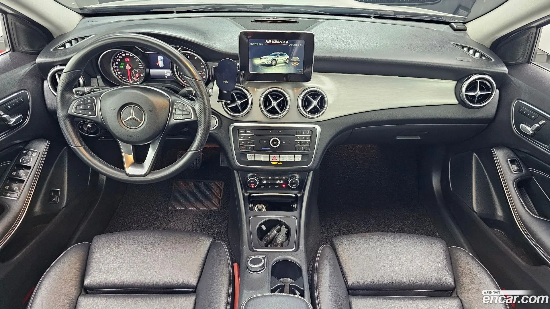 Mercedes-Benz GLA-Class GLA220 Premium 2017