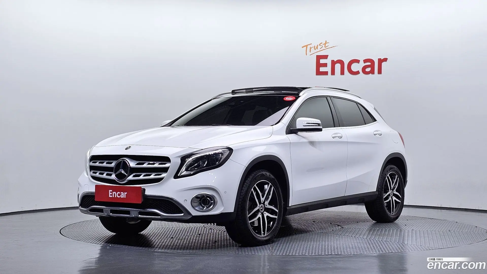 Mercedes-Benz GLA-Class GLA220 Premium 2017