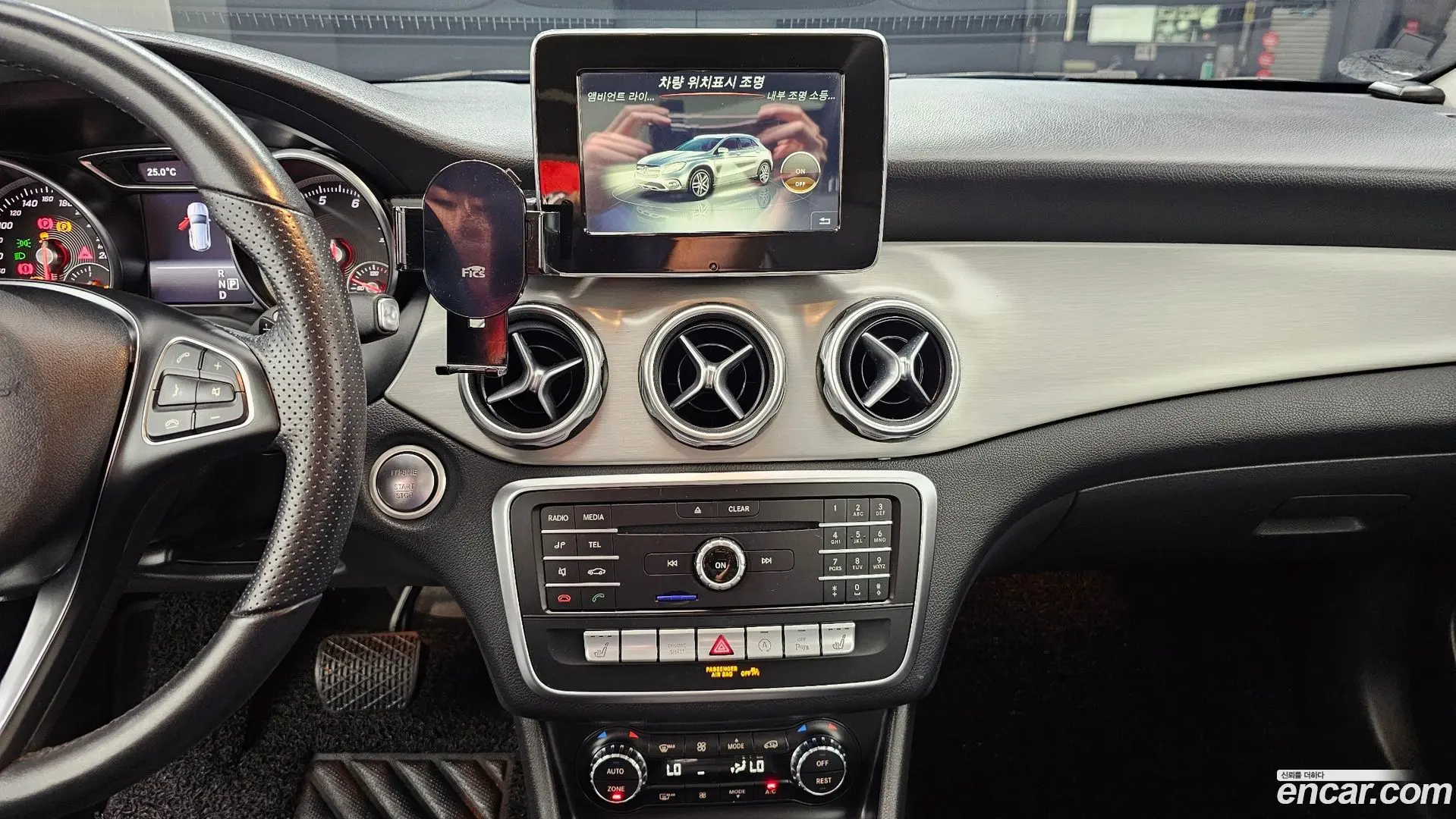 Mercedes-Benz GLA-Class GLA220 Premium 2017