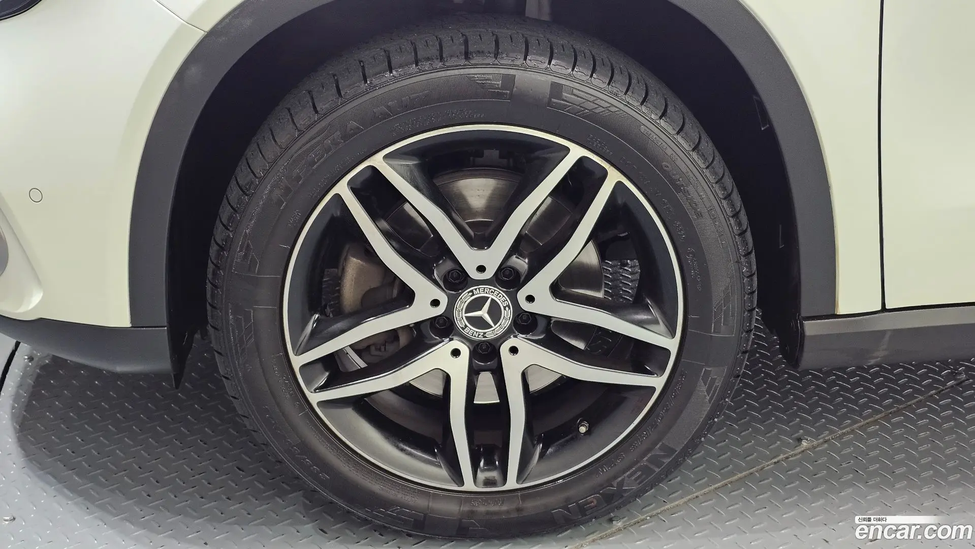 Mercedes-Benz GLA-Class GLA220 Premium 2017