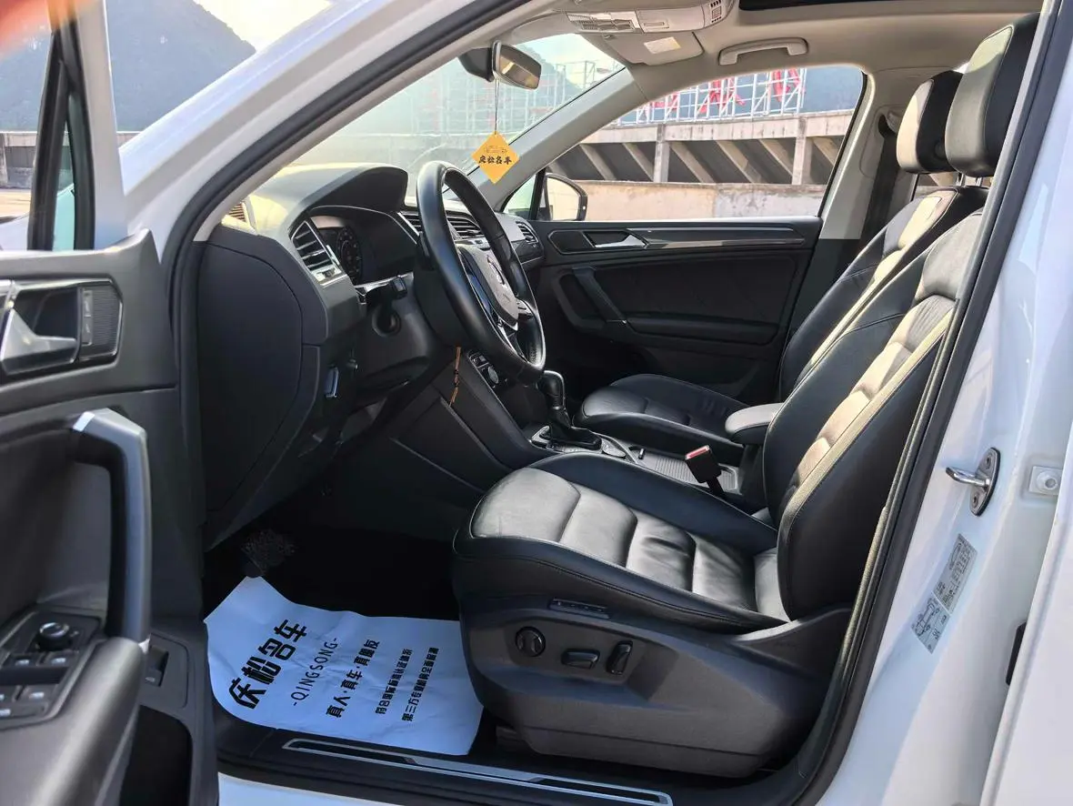 Volkswagen Tiguan 2018 330TSI 4WD