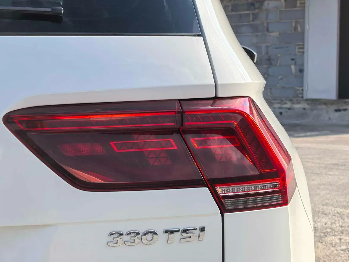 Volkswagen Tiguan 2018 330TSI 4WD