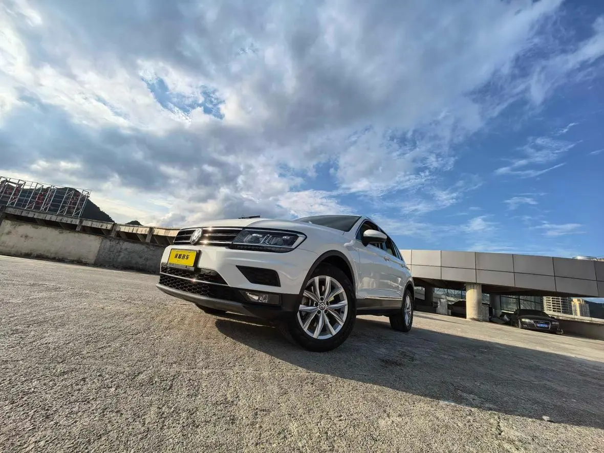 Volkswagen Tiguan 2018 330TSI 4WD