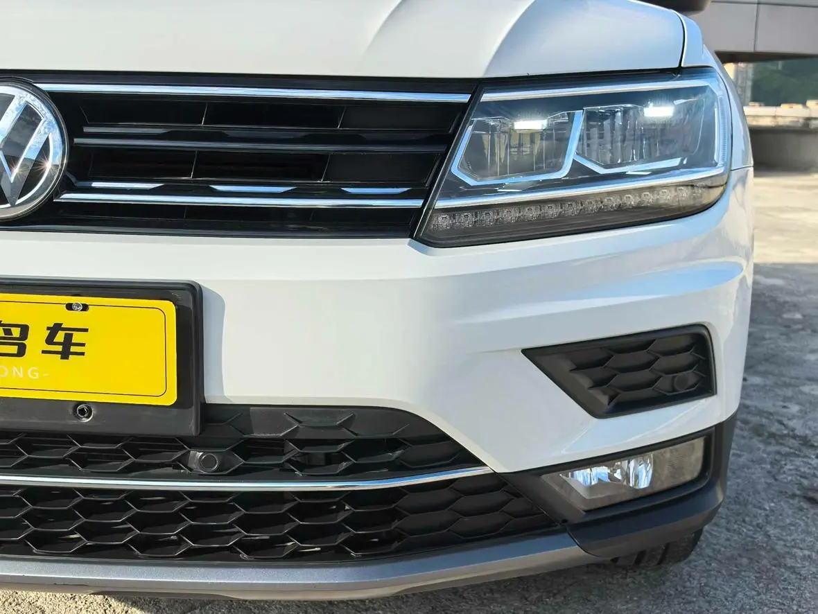 Volkswagen Tiguan 2018 330TSI 4WD