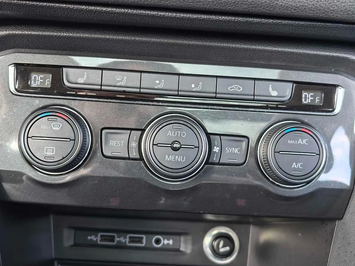 Volkswagen Tiguan 2018 330TSI 4WD