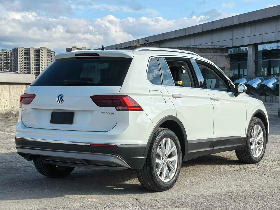 Volkswagen Tiguan 2018 330TSI 4WD