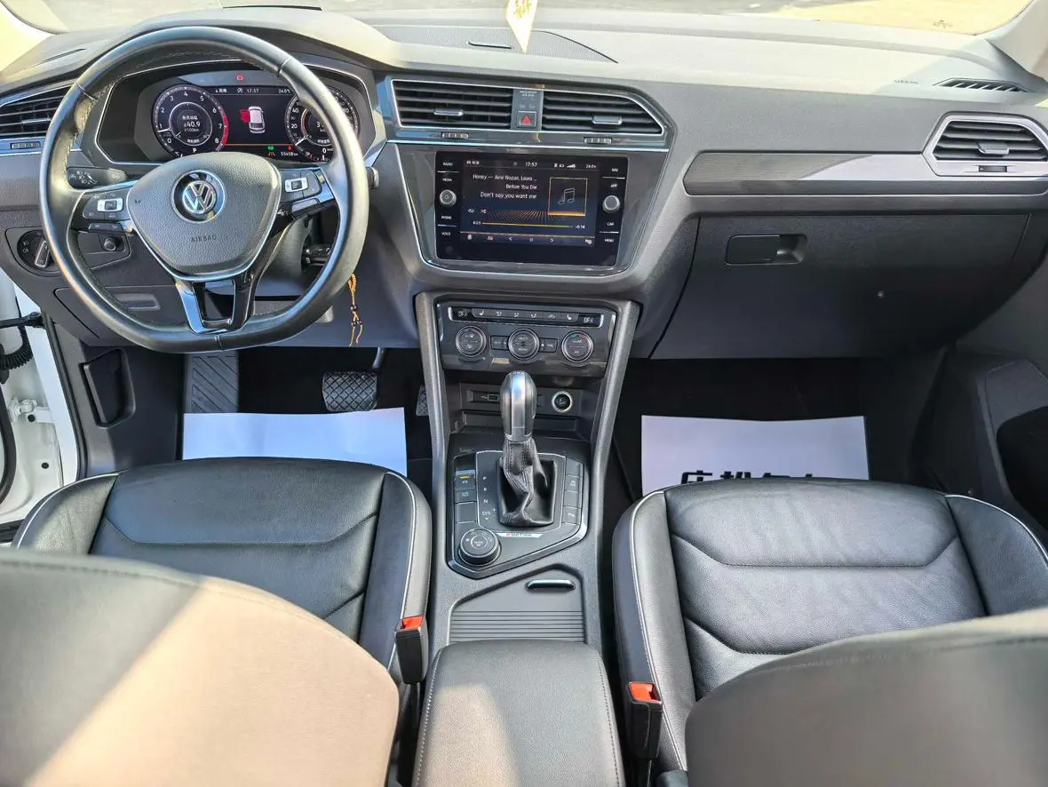 Volkswagen Tiguan 2018 330TSI 4WD