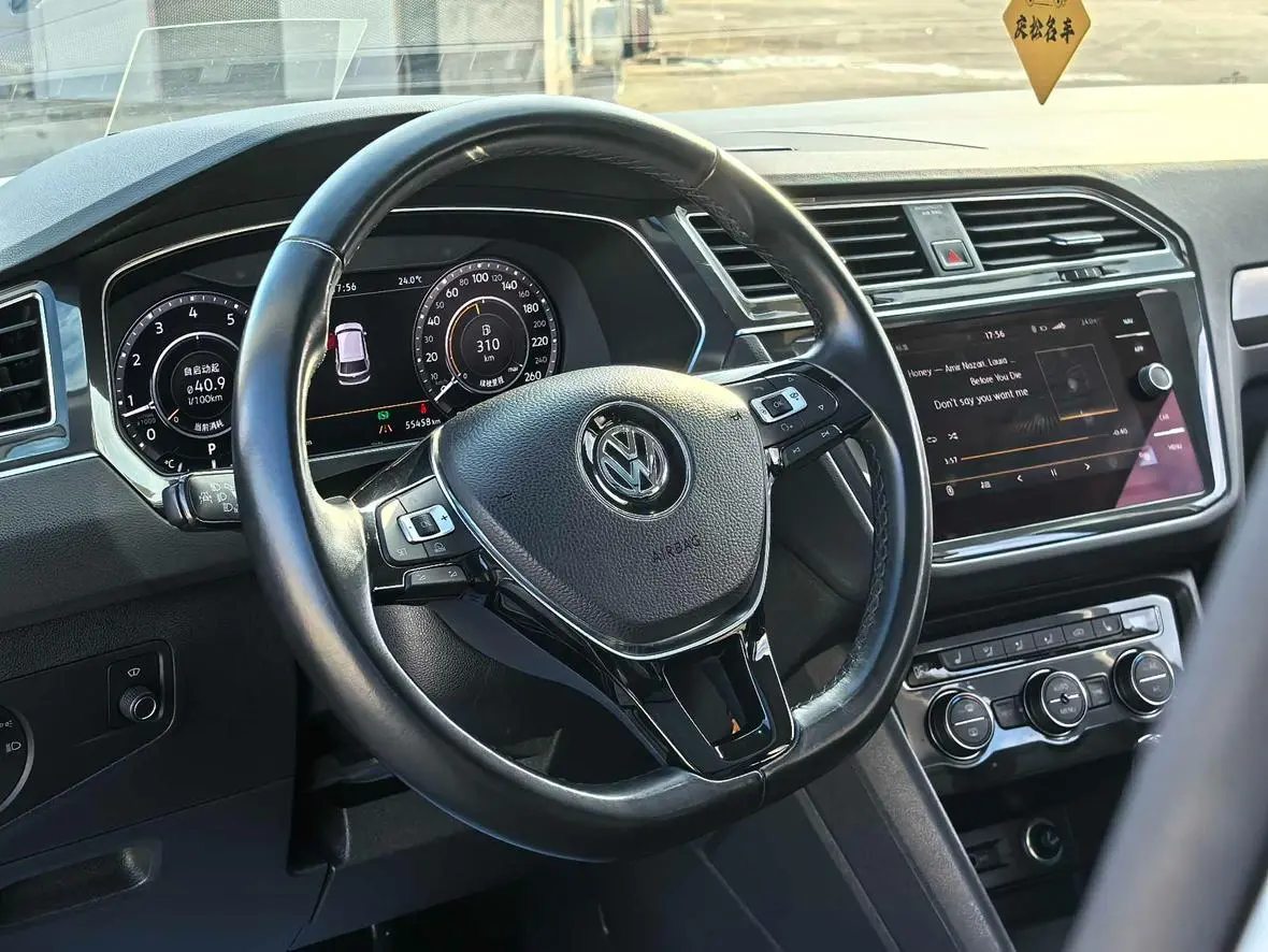 Volkswagen Tiguan 2018 330TSI 4WD