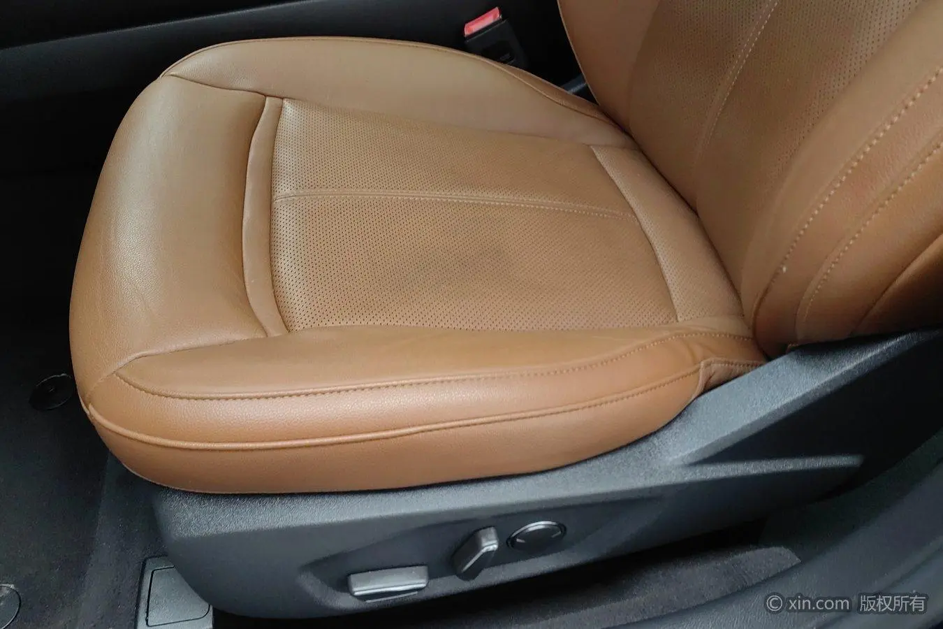 Ford seat 2018 EcoBoost 245 Cognac China V