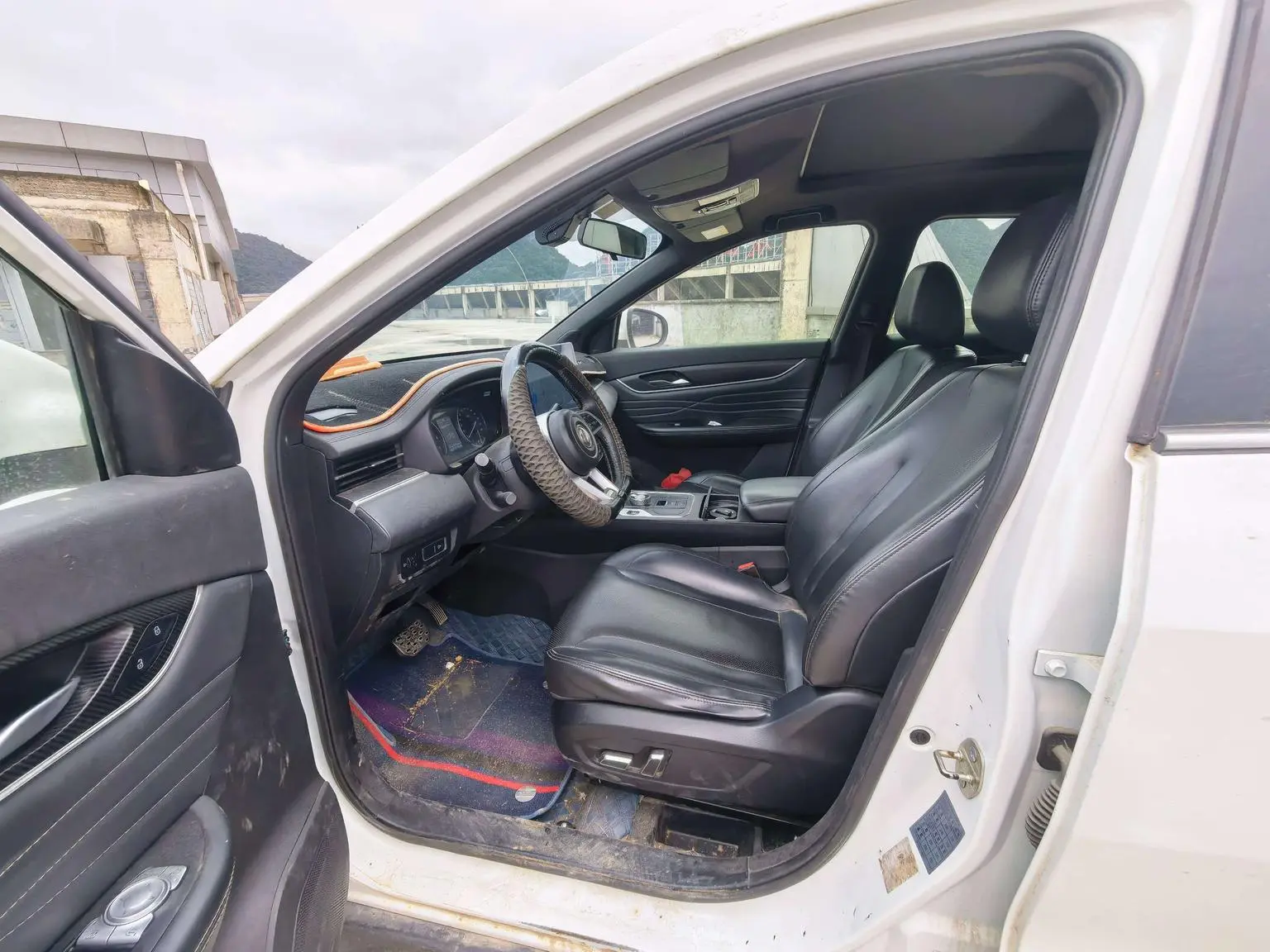 Dongfeng Fengon Fengon 580Pro 2020 280TGDI CVT Navigator