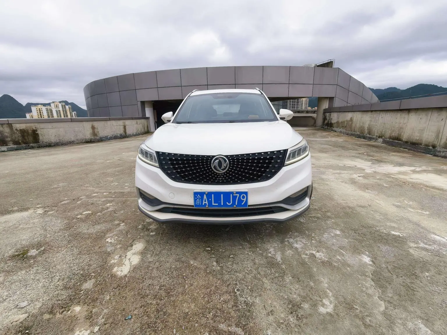 Dongfeng Fengon Fengon 580Pro 2020 280TGDI CVT Navigator