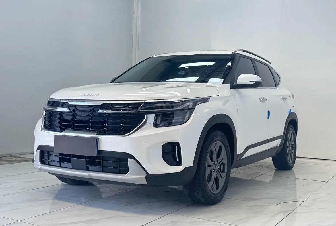 Kia 2023 1.5L IVT Luxury