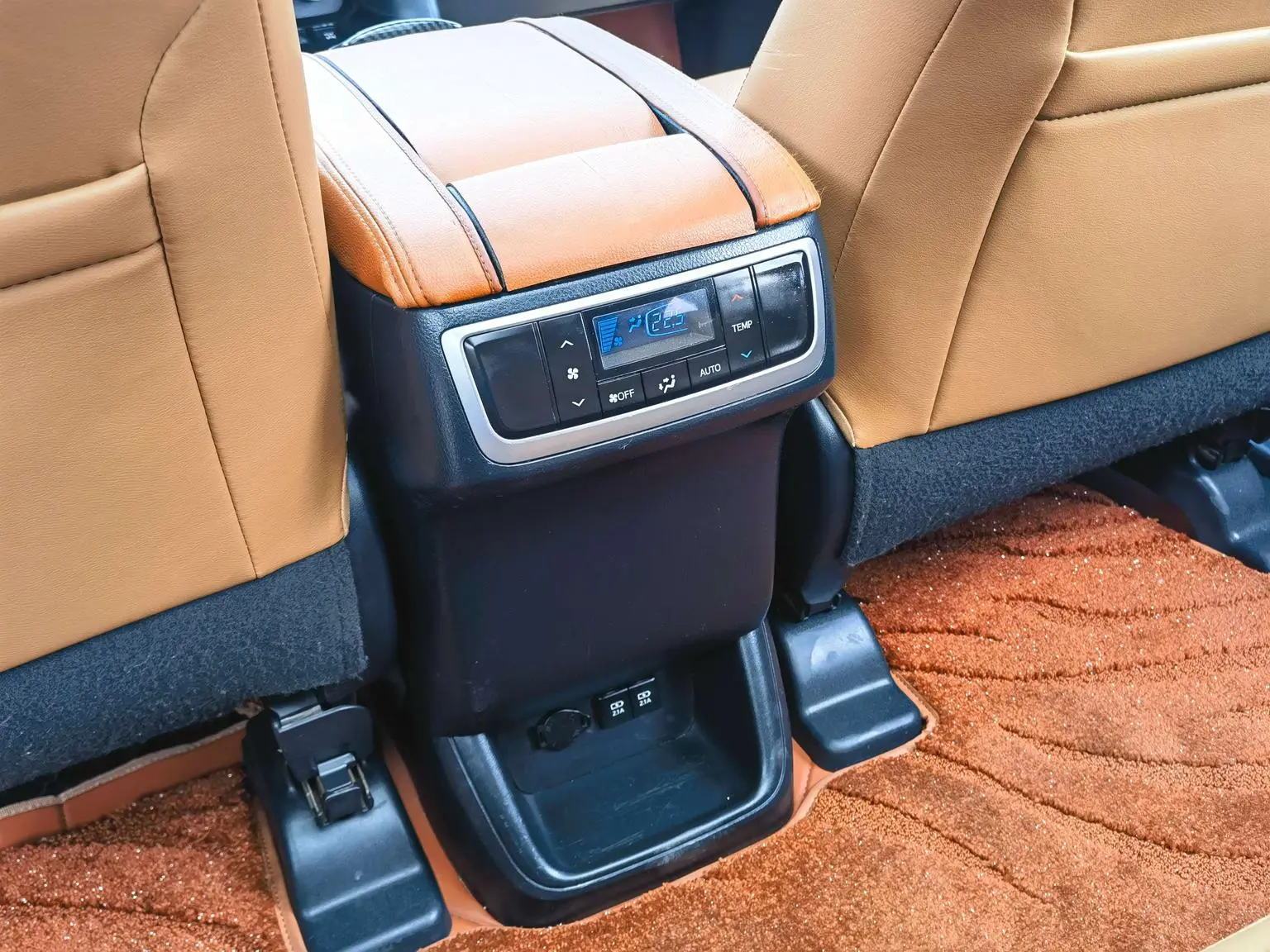Toyota Highlander 2018 2.0T 4WD 7 seat China VI
