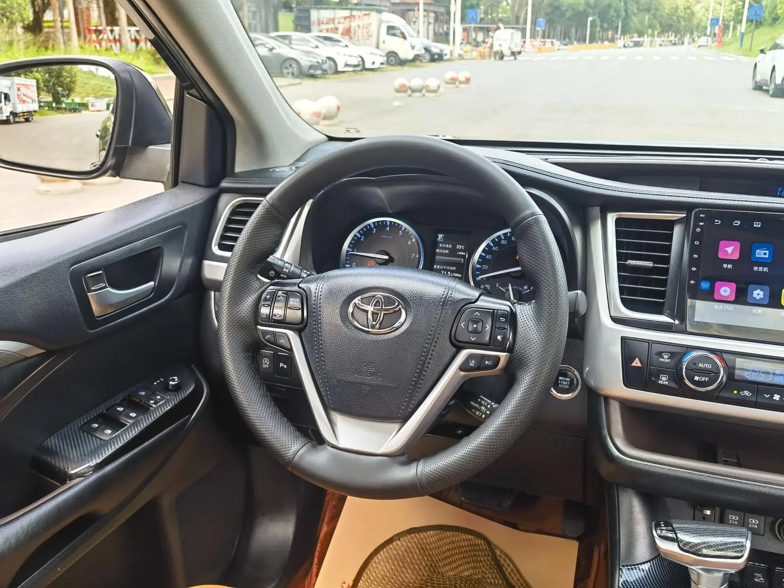 Toyota Highlander 2018 2.0T 4WD 7 seat China VI